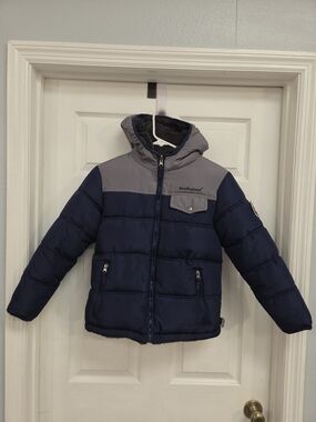 Weatherproof Navy Puffer Jacket with Mountain Patch